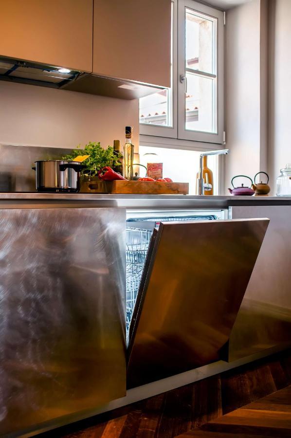 Campitelli Design Apartment Rovinj Bagian luar foto